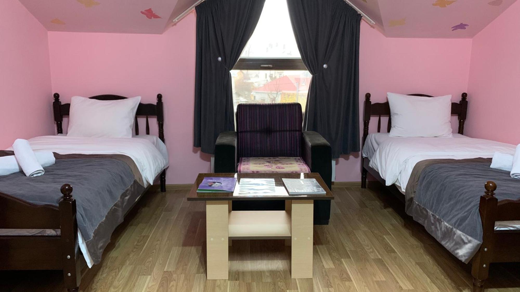 Yaffle Inn Shaki Boutique Hotel Şǝki Стая снимка