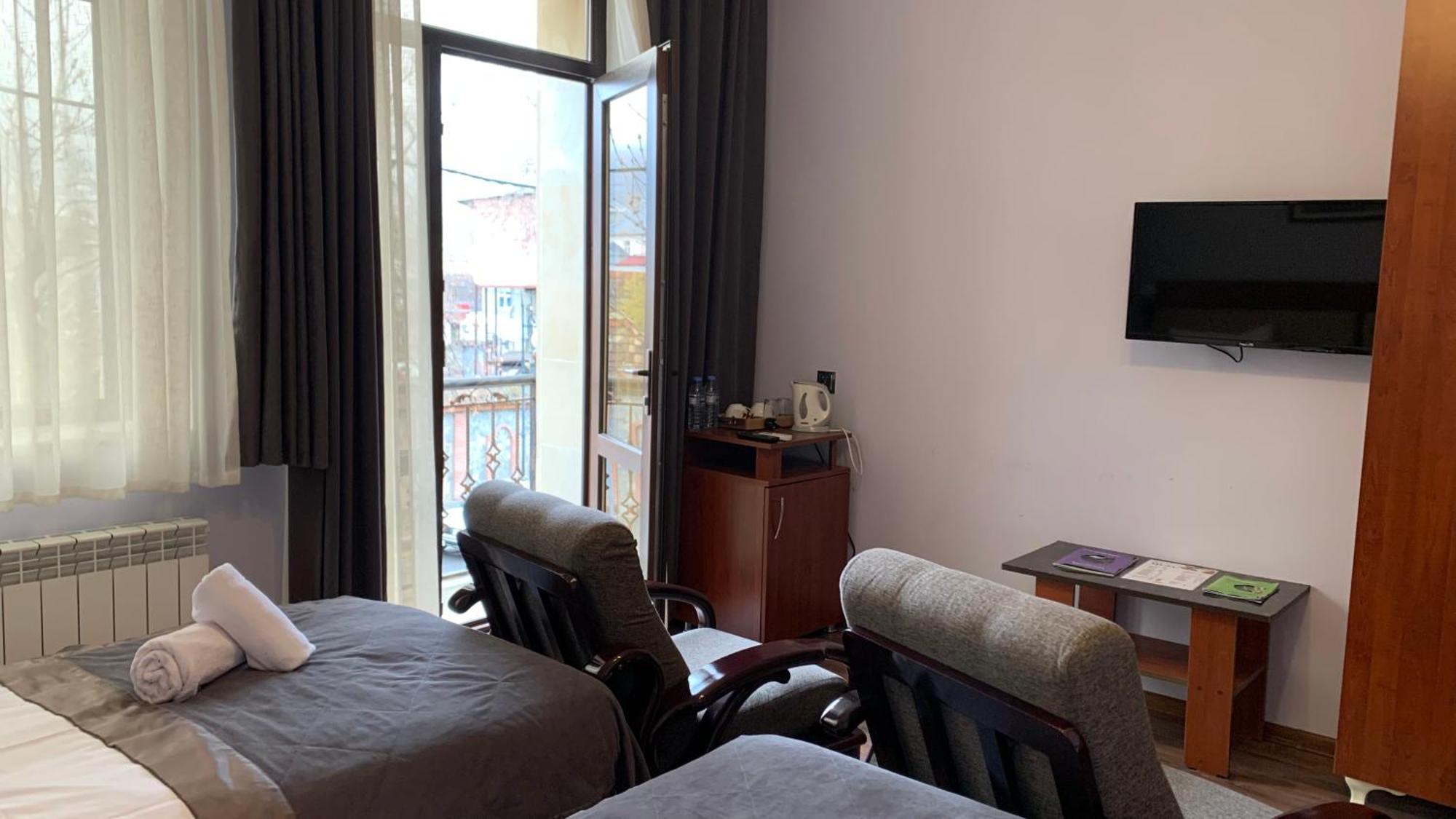 Yaffle Inn Shaki Boutique Hotel Şǝki Екстериор снимка