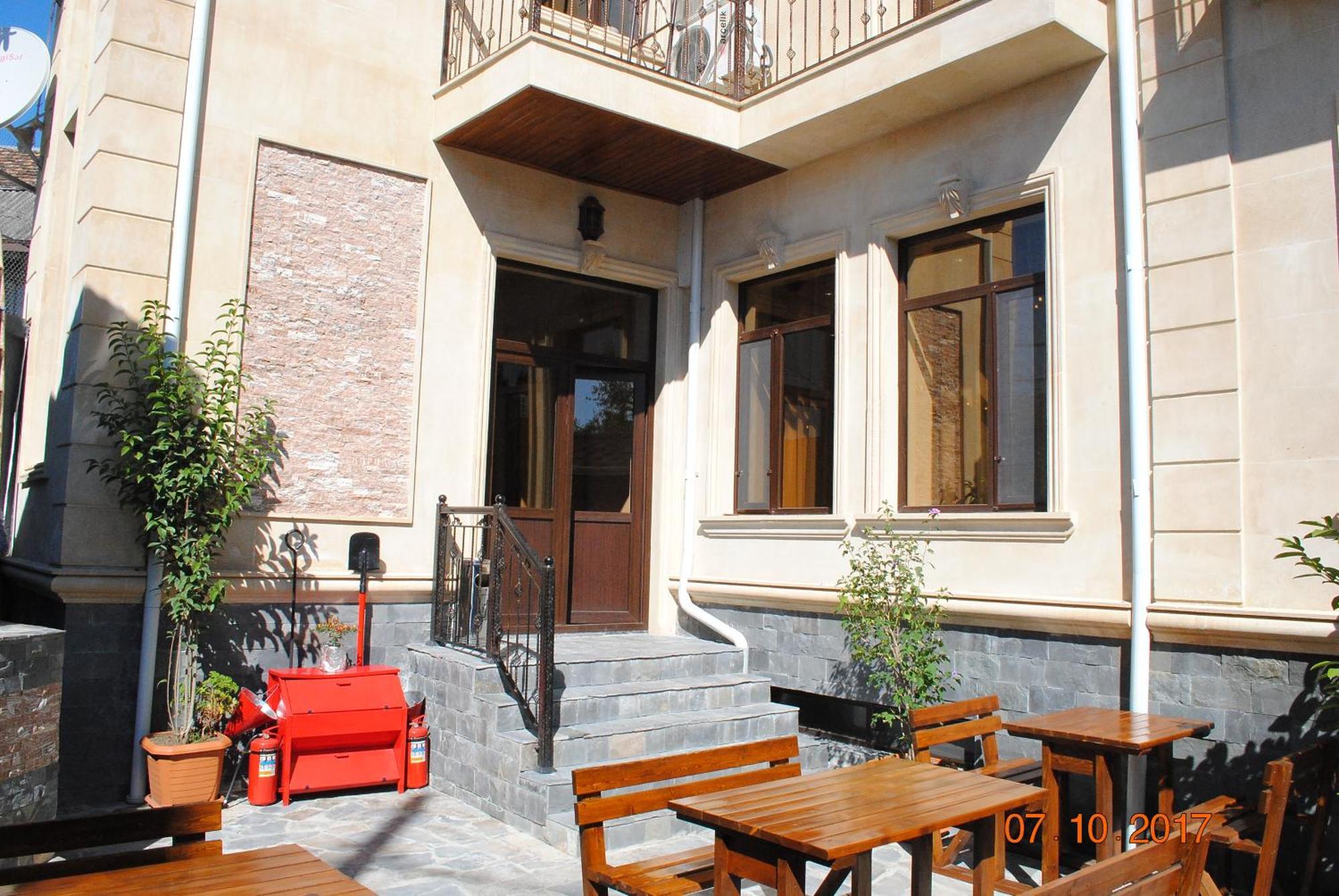 Yaffle Inn Shaki Boutique Hotel Şǝki Екстериор снимка